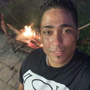 Meet your Posher, Jafet